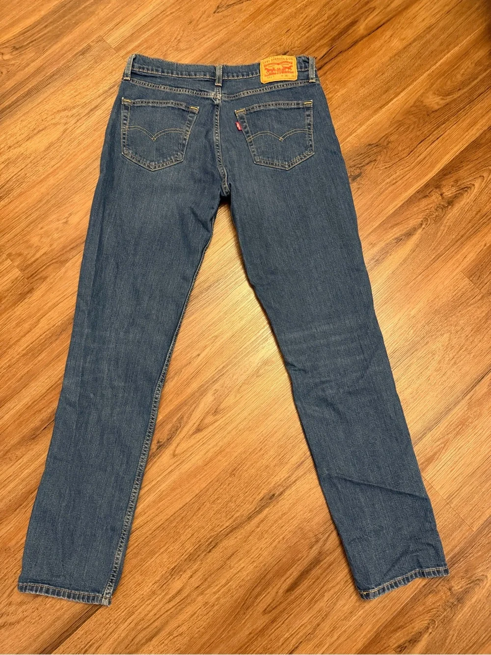Levi’s 511 Classic Men's Blue Denim Jeans. 34x34
